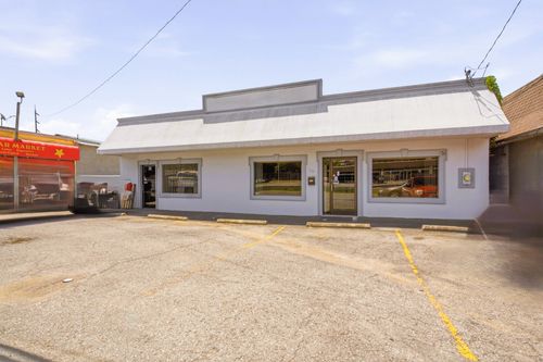 330 E Old Hickory Blvd, Madison, TN, 37115-3937 | Card Image