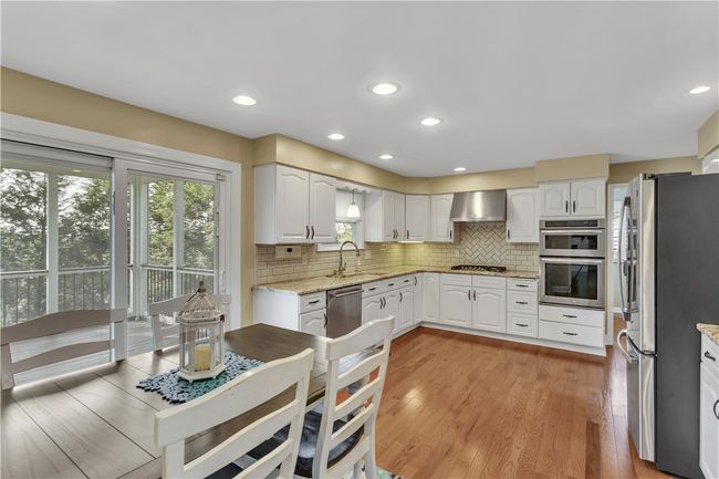 425 Ridge Rd, House other with 3 bedrooms, 4 bathrooms and 2 parking in Hempfield Twp - WML PA | Image 15