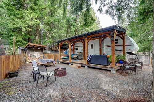 c18-2650 Turnbull Rd, Qualicum Beach, BC, V9K2R2 | Card Image