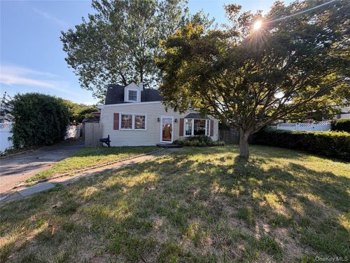 25 Monterey Pl, Yonkers, NY, 10710-1005 | Card Image