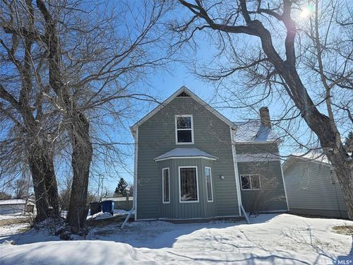 298 7 Ave, Broadview, SK, S0G5C0 | Card Image