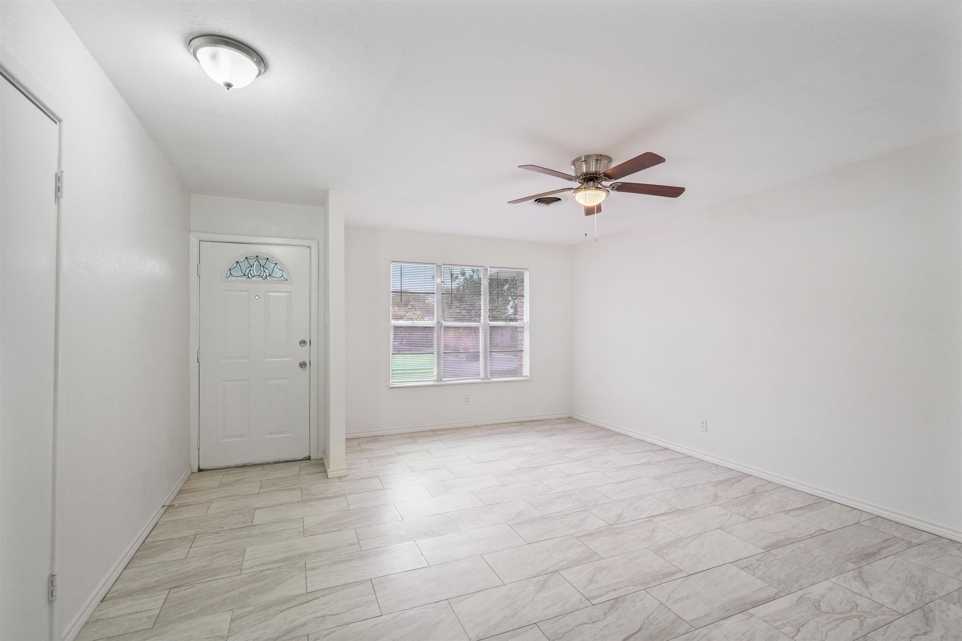 Residential in Del Rio 4