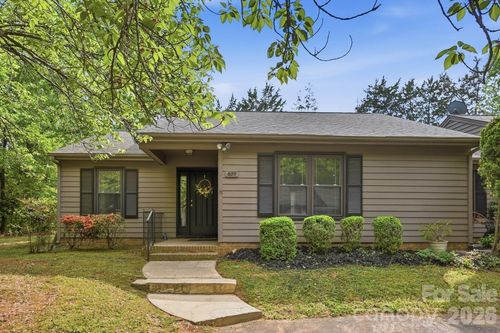 405 Sweetgum Dr, Fort Mill, SC, 29715-6927 | Card Image