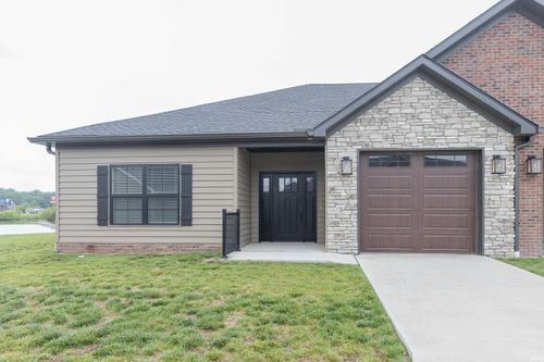 3895 High Pointe Ln, Newburgh, IN, 47630-8273 | Card Image