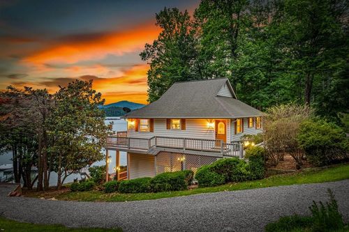 129 Mountain View Ln, Blairsville, GA, 30512-1332 | Card Image