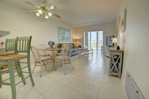 110-1801 Ocean Dr, Boynton Beach, FL, 33426-4200 | Card Image