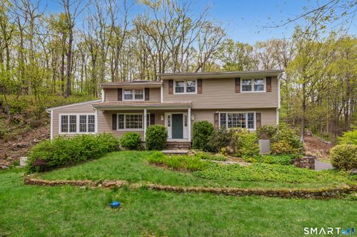 16 Twixt Hills Rd, Ridgefield, CT, 06877-2035 | Card Image
