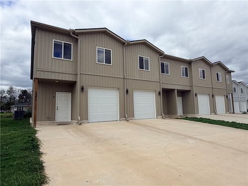 a-1902 Azlin Place, Siloam Springs, AR, 72761 | Card Image