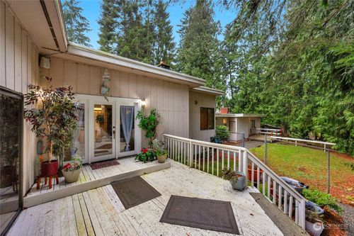 23006 19th Avenue Se, Bothell, WA, 98021 | Card Image