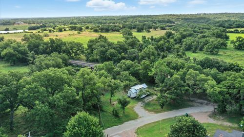 384 Petty Rd, Santo, TX, 76472 | Card Image