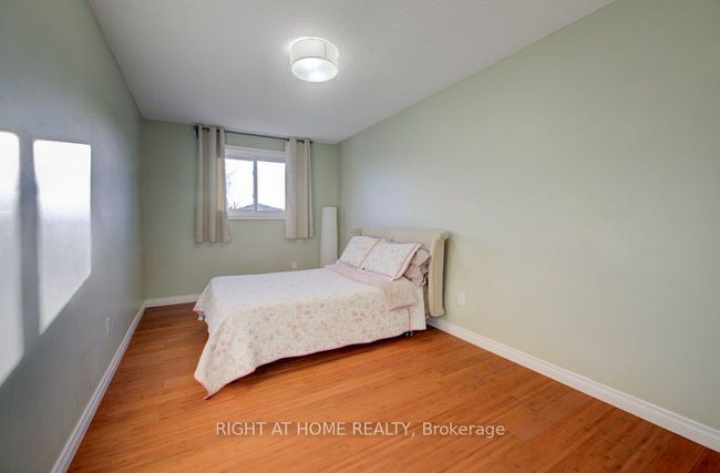 34 Langston Dr, House attached with 5 bedrooms, 3 bathrooms and 2 parking in Brampton ON | Image 17