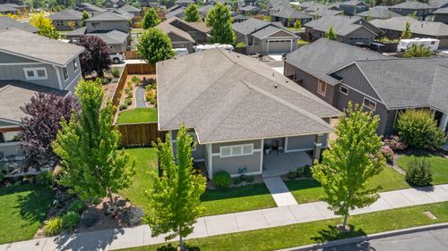 742 Ne Union Loop, Prineville, OR, 97754-3213 | Card Image