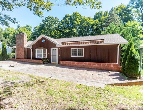 7 Harrimac Ln, Putnam Valley, NY, 10579-2635 | Card Image