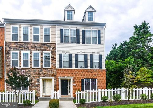 7200 Wood Meadow Way, LANHAM, MD, 20706-3288 | Card Image