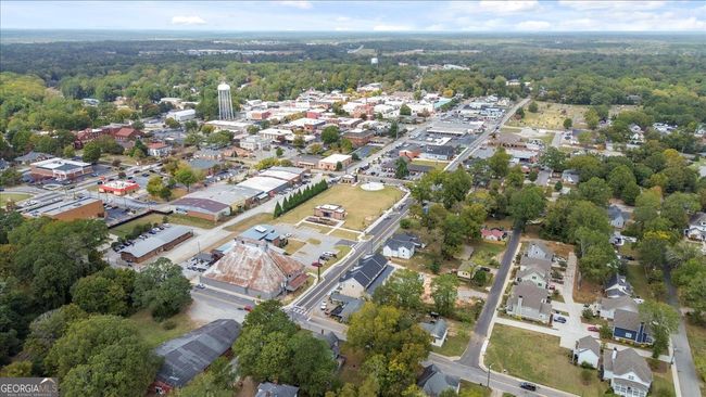 321 S Madison Ave, Townhouse with 4 bedrooms, 3 bathrooms and null parking in Monroe GA | Image 38