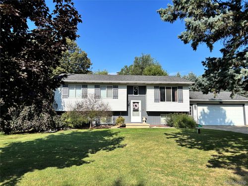 15044 Cutler Drive, Fenton Charter Township, MI, 48451 | Card Image