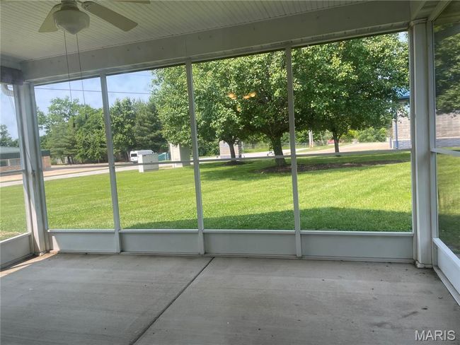 Unfurnished sunroom with ceiling fan | Image 20