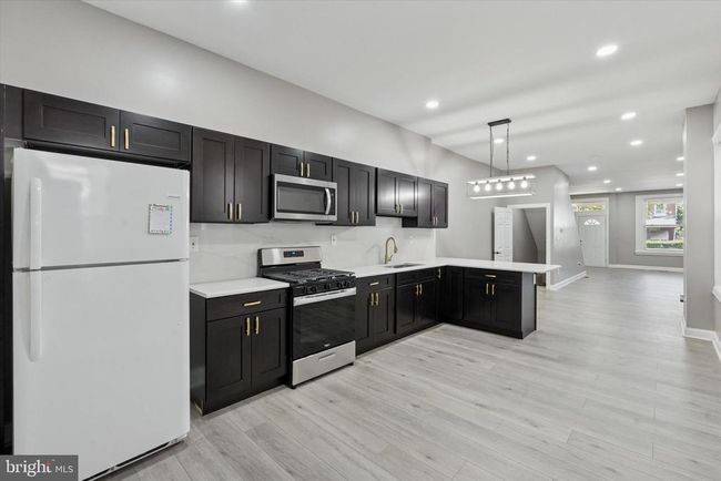 5330 Haverford Ave, Townhouse with 4 bedrooms, 2 bathrooms and null parking in PHILADELPHIA PA | Image 6