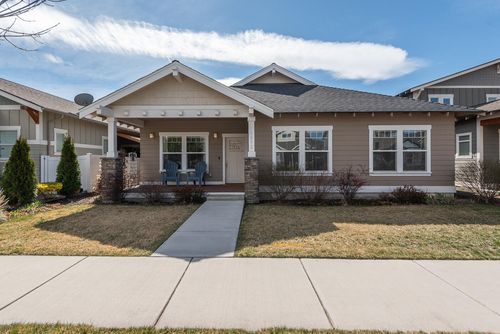1572 Nw Kingwood Ave, Redmond, OR, 97756-7752 | Card Image