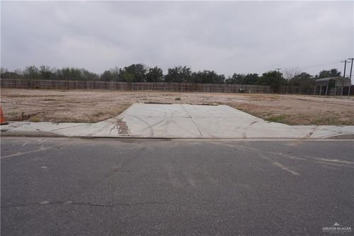 709 Thompson Road, Mission, TX, 78573 | Card Image