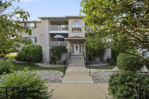 25-2021 W 75th Pl, Merrillville, IN, 46410-4594 | Card Image