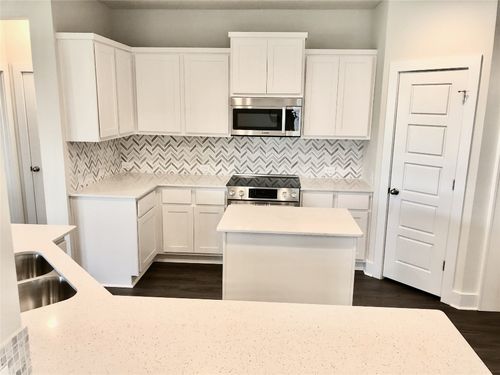 16525 Fetching Ave, Manor, TX, 78653-5450 | Card Image