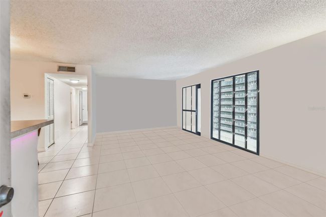 C - 6015 Laketree Lane, Condo with 2 bedrooms, 2 bathrooms and null parking in Temple Terrace FL | Image 5