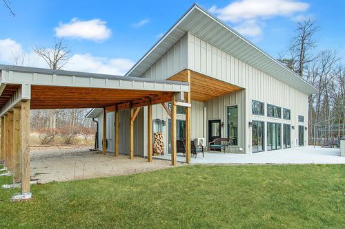 4681 Mission Rd Ne, Bemidji, MN, 56601-8452 | Card Image