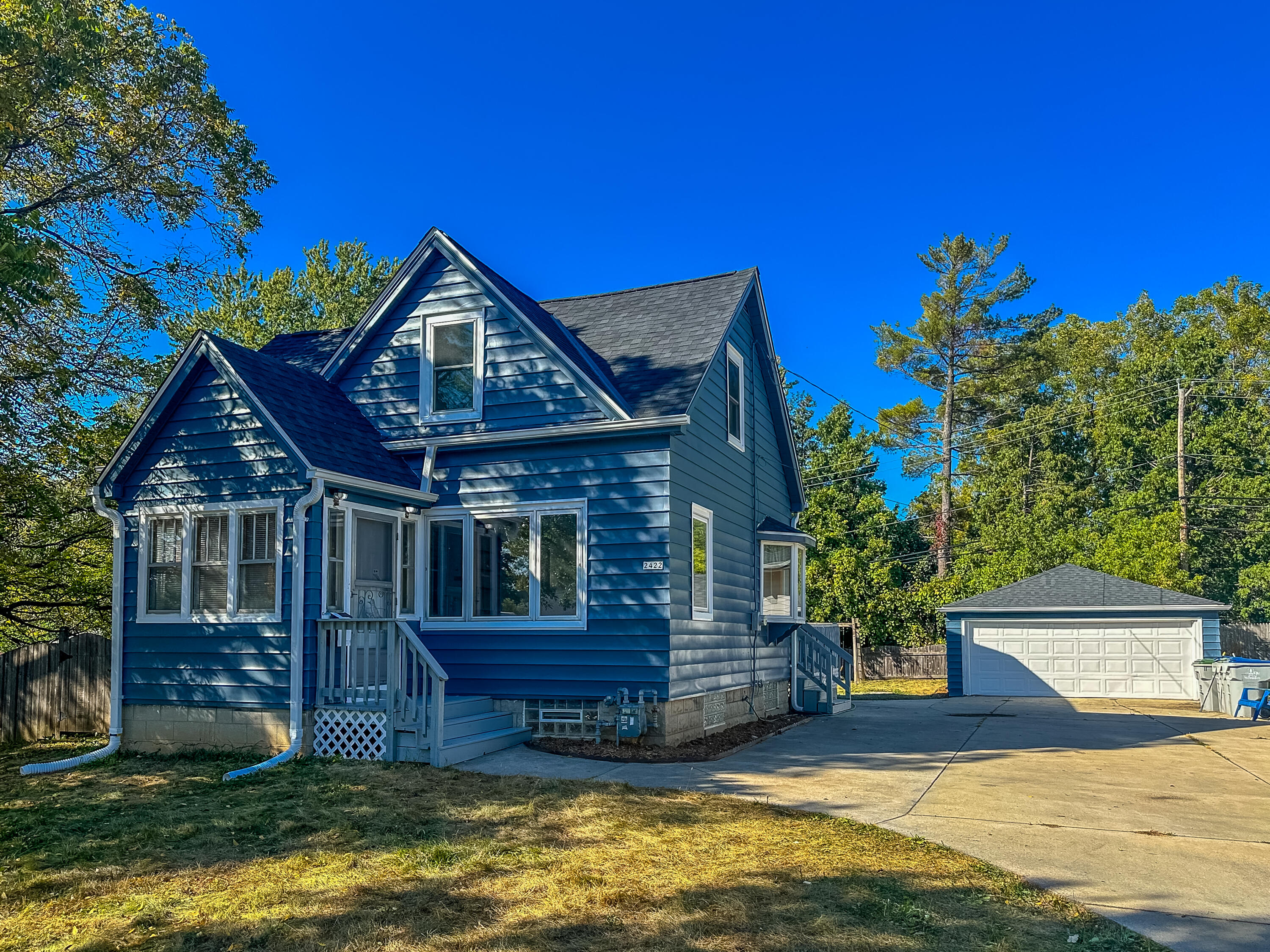 Ramsey Ave, Milwaukee, WI 53221