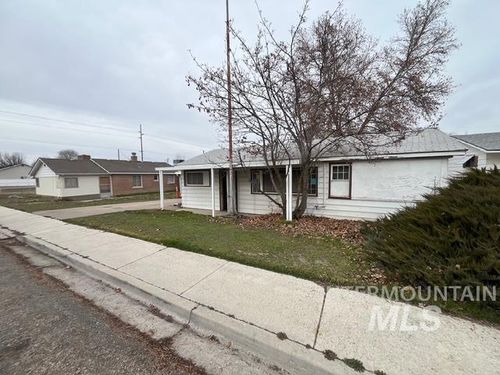 914 W W Roberts Ave, Nampa, ID, 83651 | Card Image