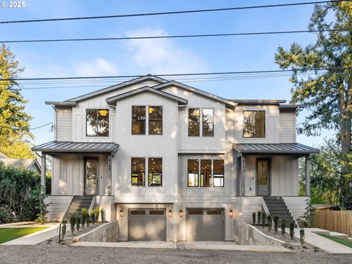 8192 Sw 39th Ave, Portland, OR, 97219 | Card Image