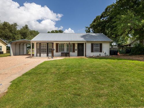 920 Haley Ave, Rockdale, TX, 76567-2736 | Card Image