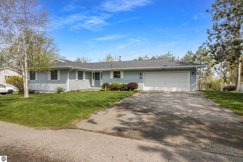 404 Boughey Street, Traverse City, MI, 49686 | Card Image