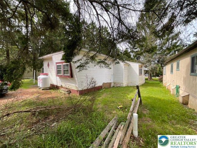 321 Campstead Cir, House other with 2 bedrooms, 2 bathrooms and null parking in Blakeslee PA | Image 9