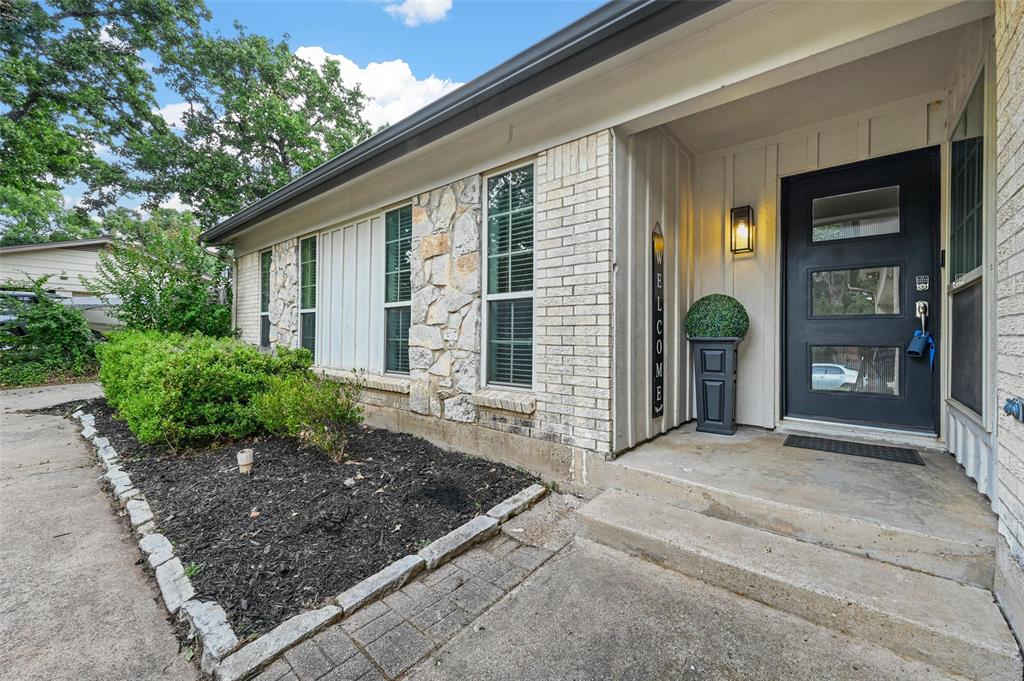Price Dr, North Richland Hills, TX 76180