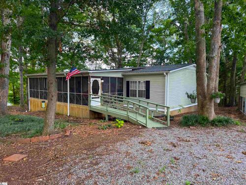 322 Lakeview Drive, Townville, SC, 29689 | Card Image