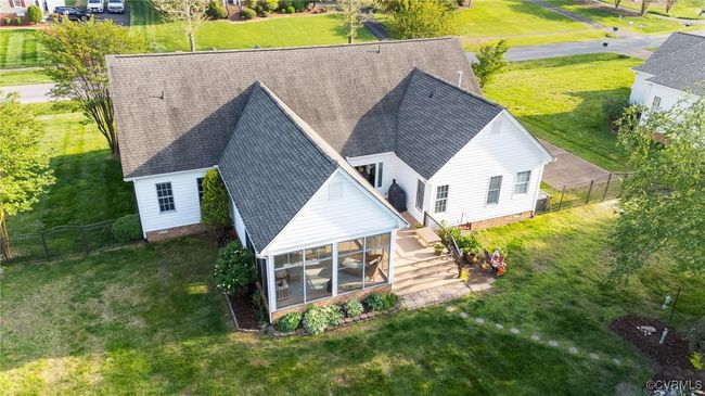 Drone / aerial view of backyard | Image 32