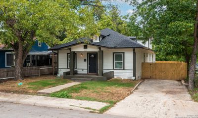 321 Belden Ave, House other with 3 bedrooms, 2 bathrooms and null parking in San Antonio TX | Image 2