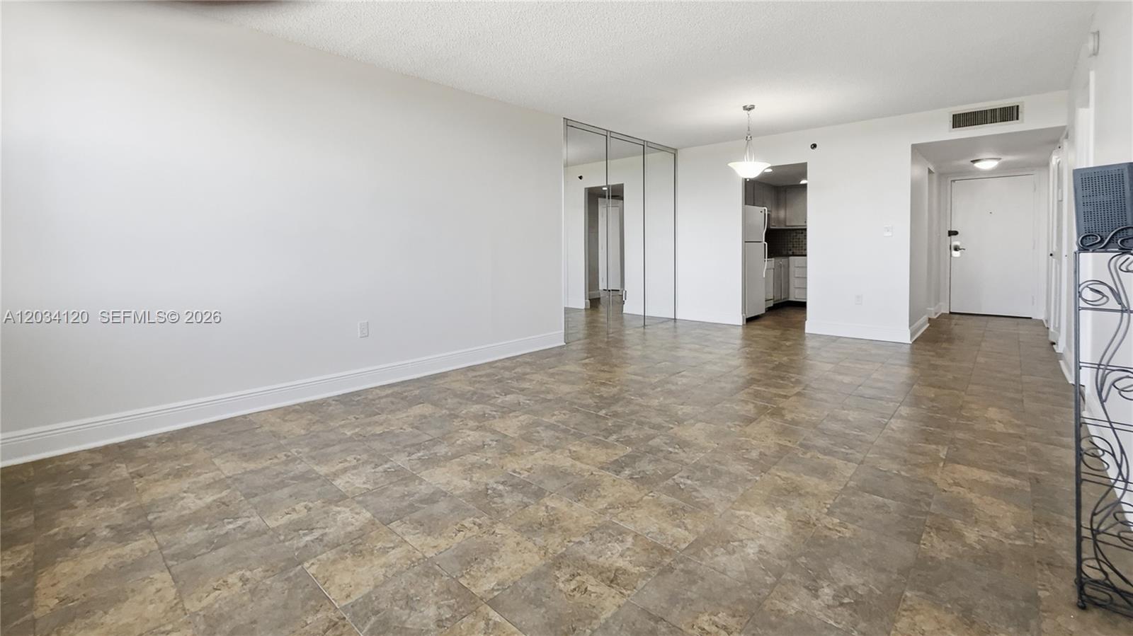 Residential in Pembroke Pines 4