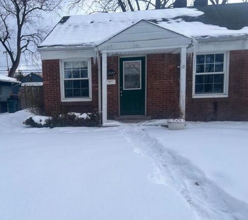 1977 Princeton Rd, Berkley, MI, 48072-3904 | Card Image