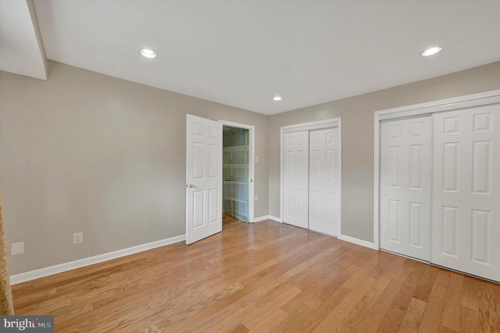 Residential in REISTERSTOWN