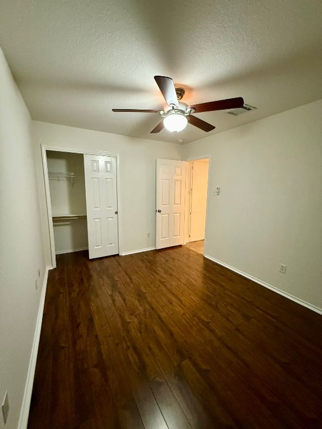 1018 Gentry Dr, House other with 3 bedrooms, 2 bathrooms and 4 parking in Leander TX | Image 15