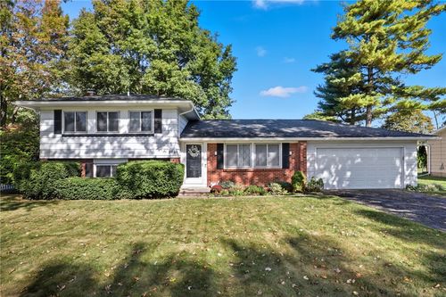 568 English Rd, Greece, NY, 14616-2016 | Card Image