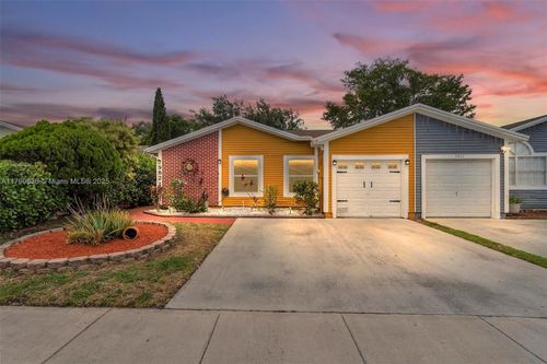 9821 W Fern Ln, Miramar, FL, 33025-2354 | Card Image