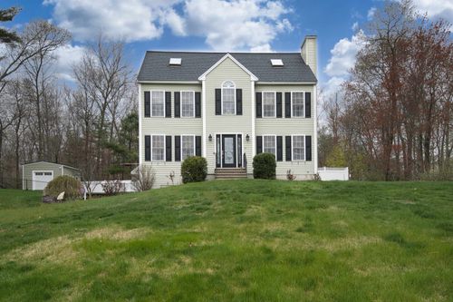 22 Countryside Ln, Pelham, NH, 03076-2139 | Card Image