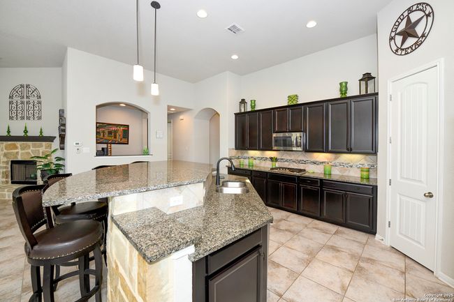 30885 Schlather Ln, House other with 4 bedrooms, 3 bathrooms and null parking in Bulverde TX | Image 11