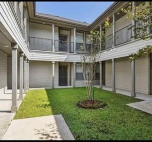 apt-22109-350 Emerald Forest Blvd, Covington, LA, 70433-5943 | Card Image