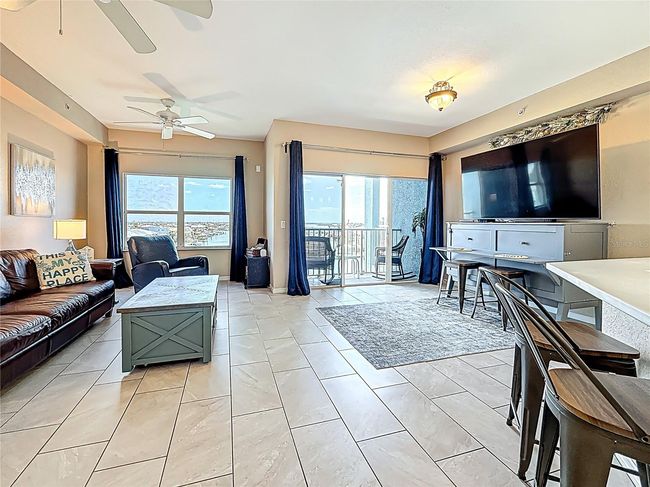 Living Room | Image 20