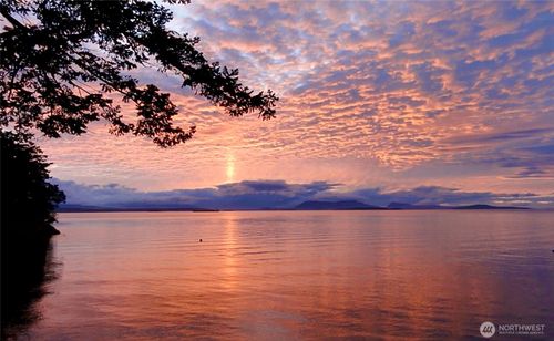 30 Smugglers Rowe, Henry Island, WA, 98250 | Card Image