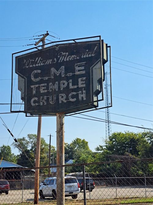 1501 Peabody St, Shreveport, LA, 71103-2883 | Card Image